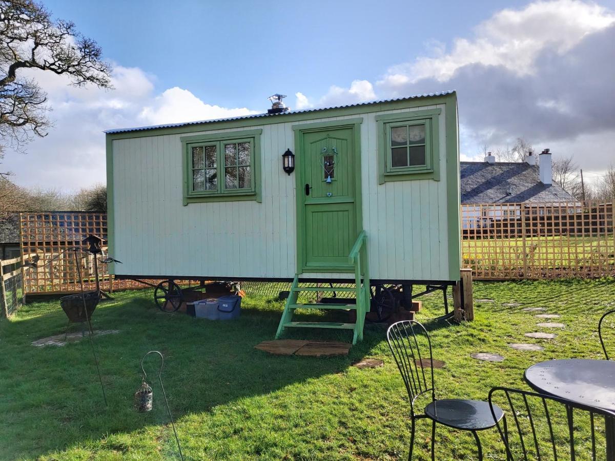 The Old Mill Shepherds Hut Okehampton Kültér fotó
